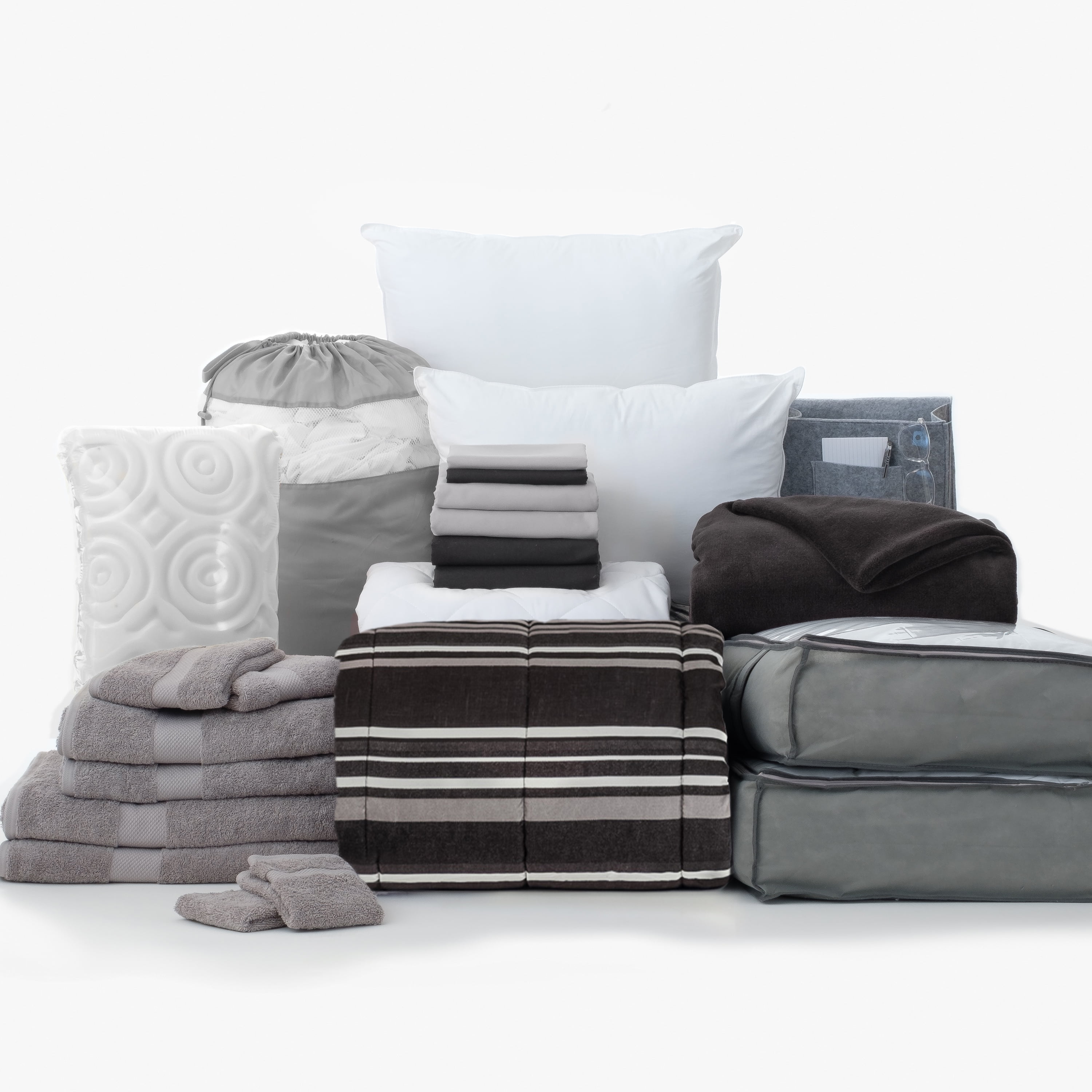 The Complete Campus Pak in Black Easton, 24Piece Twin XL Bedding