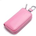 thumbnail image 1 of Estuche para llaves de cuero genuino KAIYANG con 2 ranuras para tarjetas 6 ganchos y 1 tarjeta de acceso marrón rosa, 1 of 5