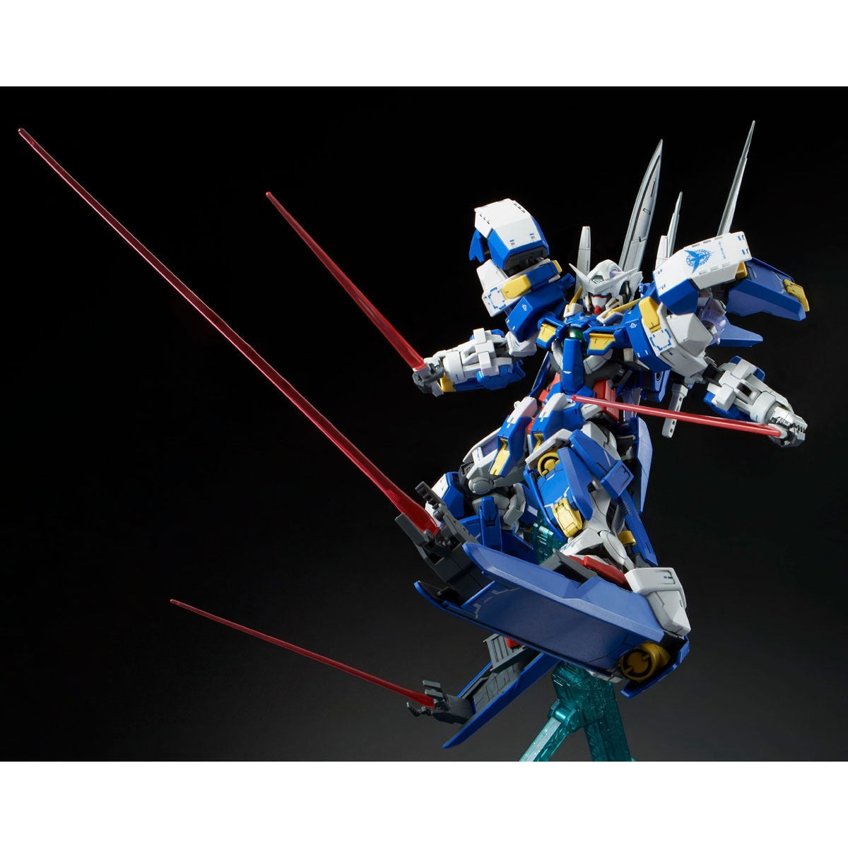 ロボット GUNDAM AVALANCHE EXIA 1/100 Bandai Hobby P-BANDAI 00V: Battlefield Record Gundam Avalanche