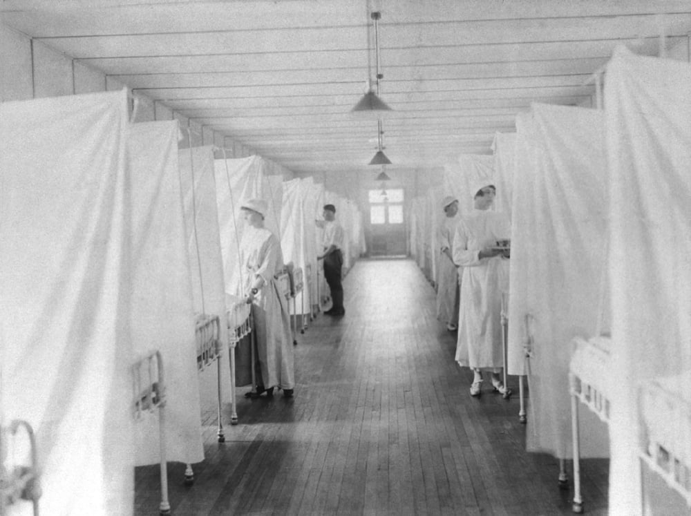 Spanish Flu Epidemic 191819 Nurses And Orderlies Stand By Beds