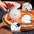 thumbnail image 4 of U Chef Rebanador de pizza de acero inoxidable U Chef Rebanador de acero inoxidable, 4 of 6