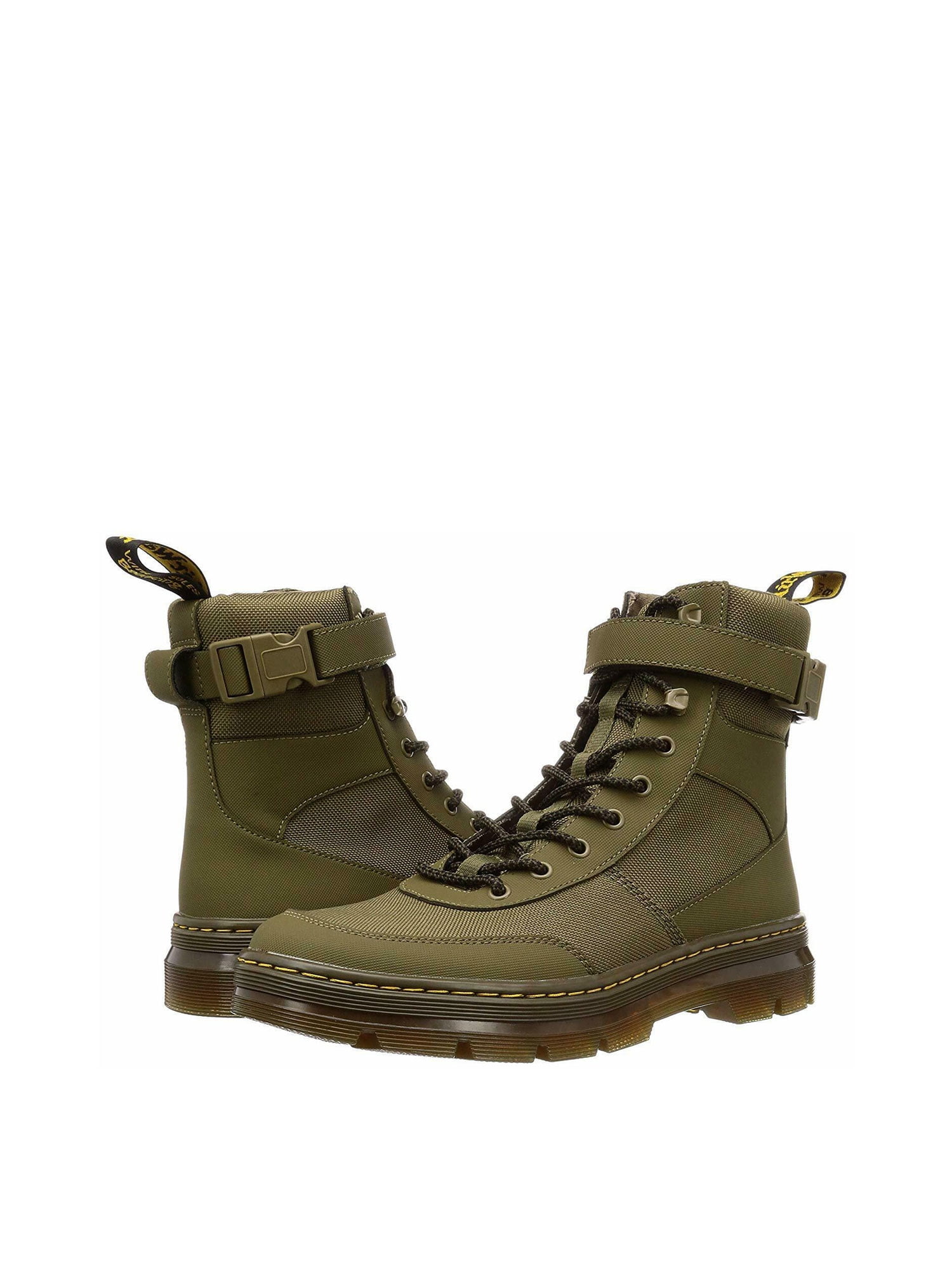 dr martens combs tech 8 eye boots in black