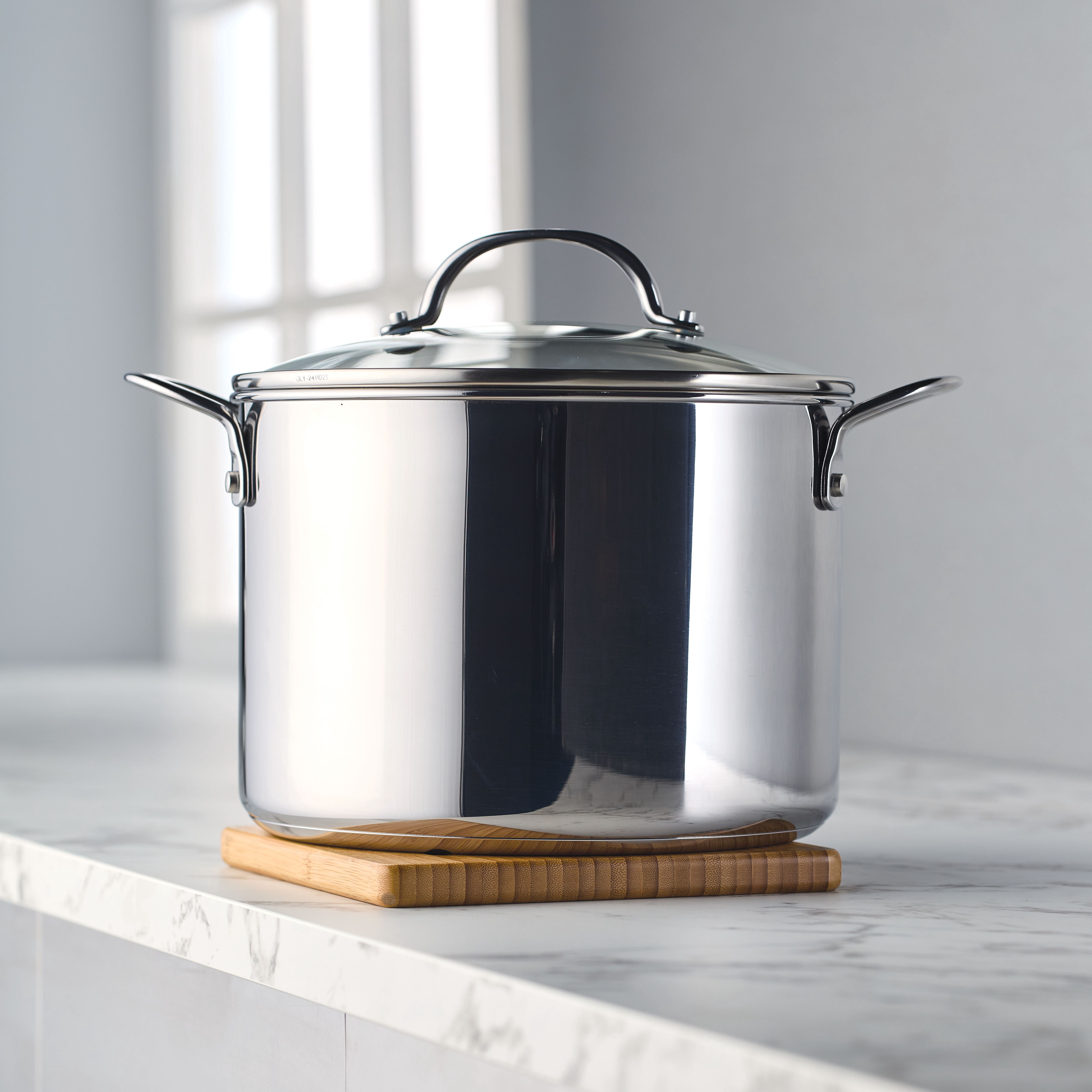 Farberware Millennium 8 Quart Stainless Steel Induction Stockpot with Lid, Metal Utensil and Dishwasher Safe, and Oven Safe Temperature to 500°F