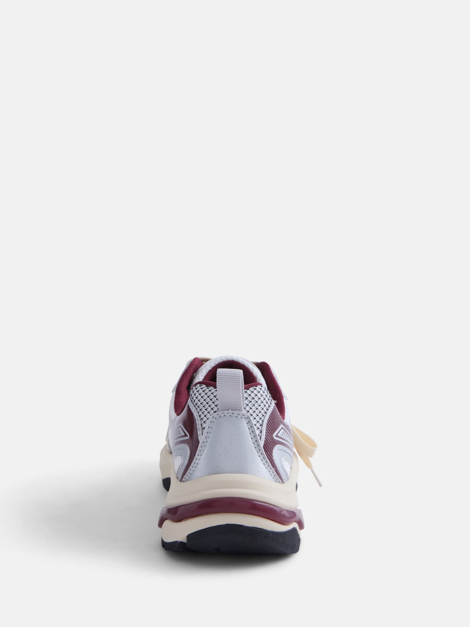 Scoop Women's Sporty Lace Sneakers