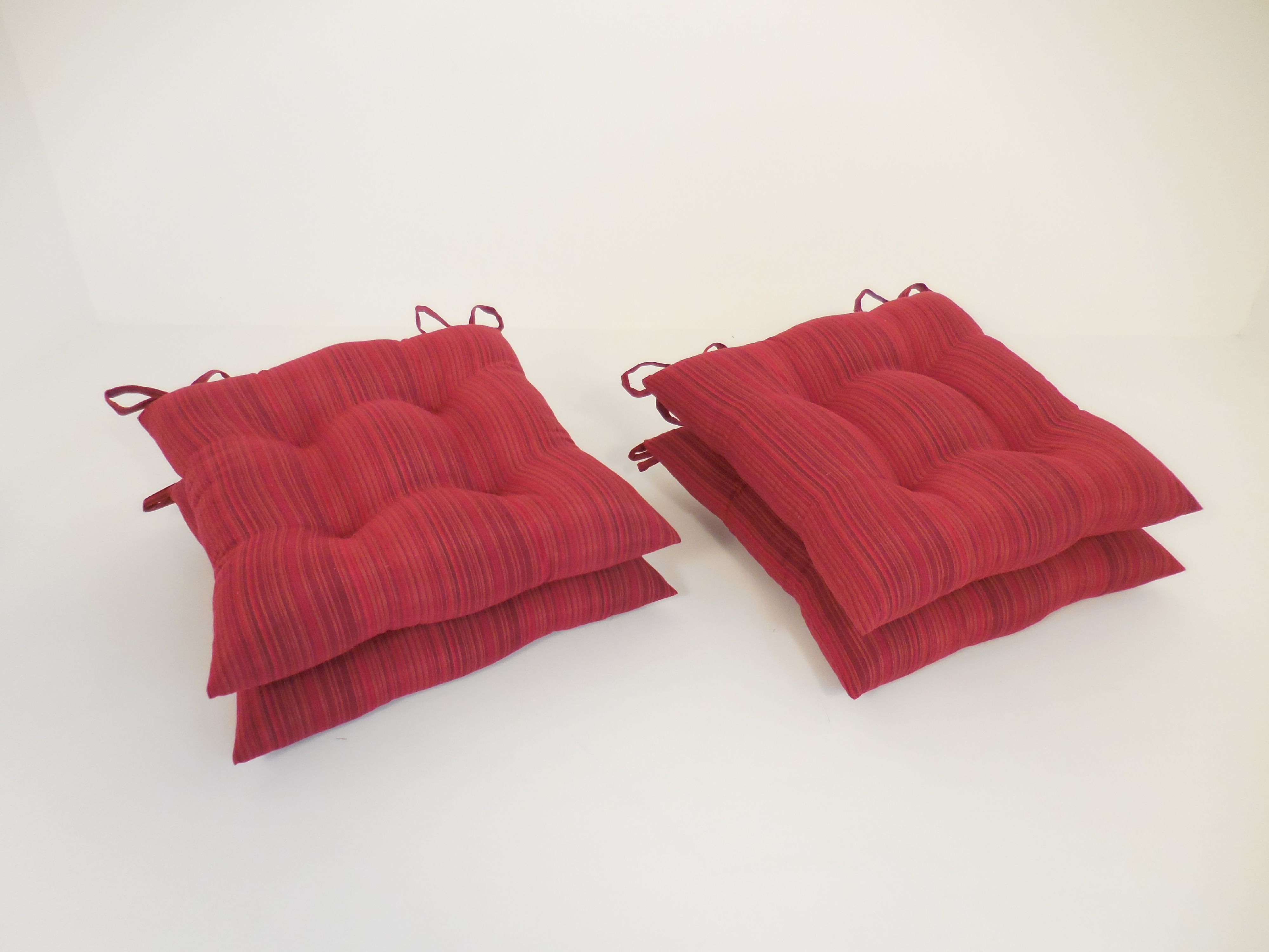 Essentials Rainy Stripe Set of 4 Chair Cushions Red