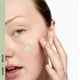 thumbnail image 3 of Corrector de enrojecimiento Beauty Pie Superluminous™ Green Vegan, 3 of 8