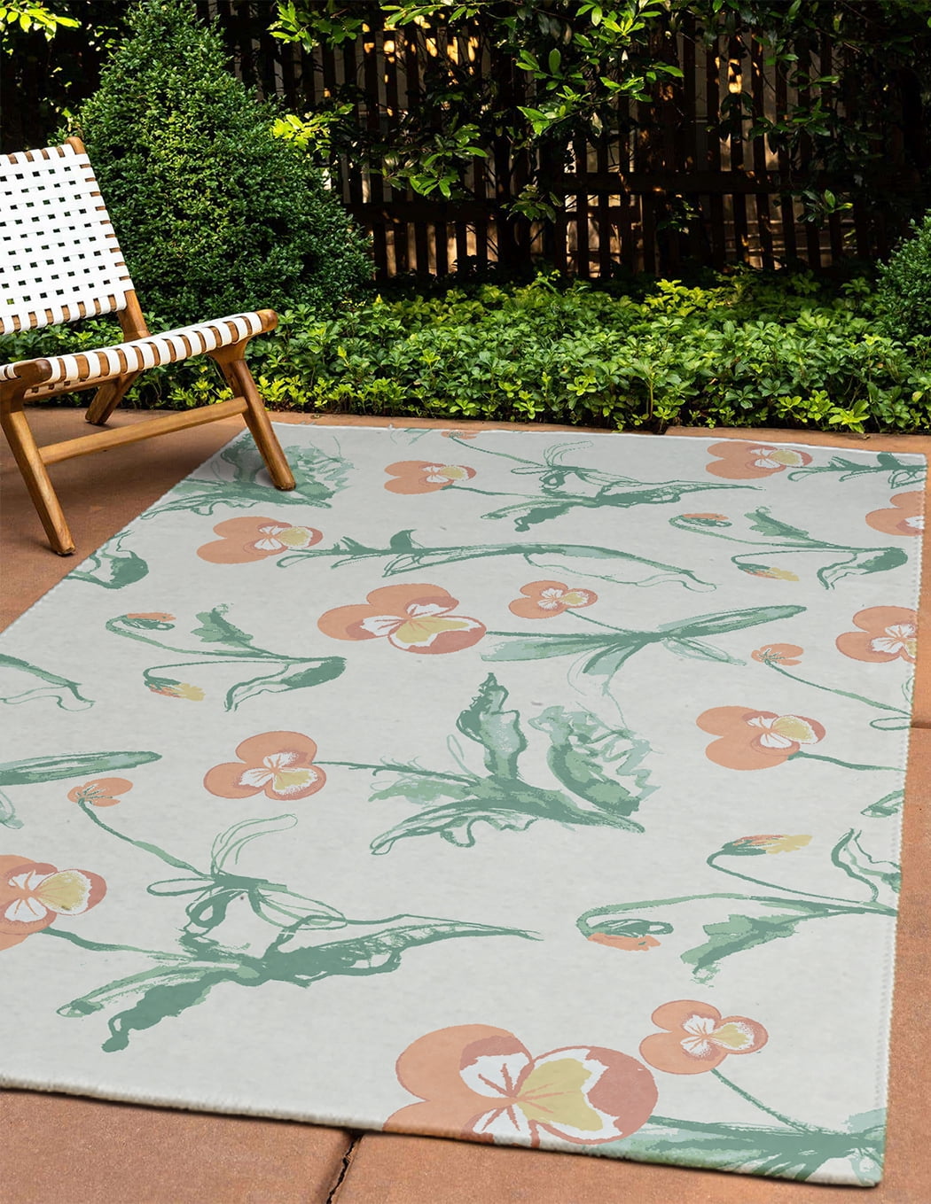4' x 6' Simply Daisy Bunch of Pansies Casual Chenille Area Rug, Orange