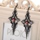thumbnail image 2 of Para aretes colgantes con cruz y colgante de crucifijo negro gótico con diamantes de imitación rojos, 2 of 5
