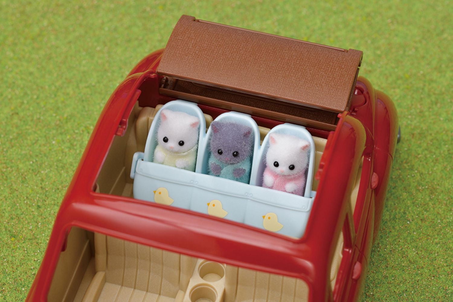 Calico Critters Triplets Stroller, Dollhouse Accessory Set for Triplet Figures