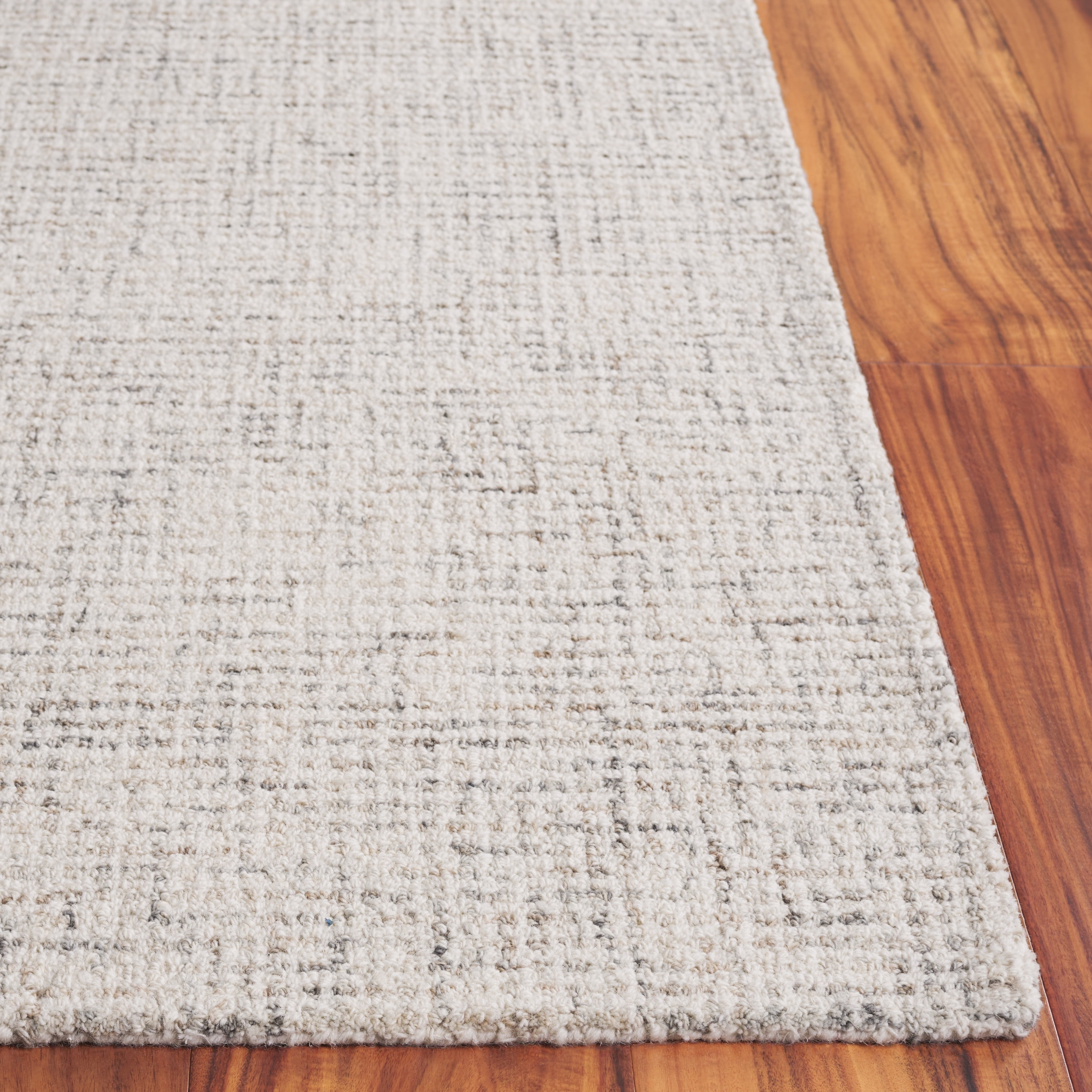 SAFAVIEH Martha Stewart Solid Area Rug, Light Grey/Ivory, 4' x 6'