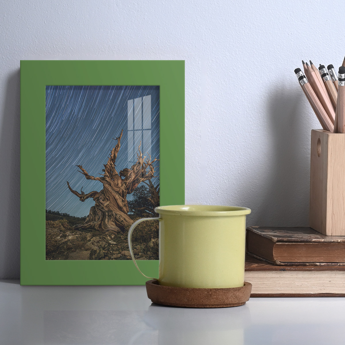 Modern 4 in. x 6 in. Green Picture Frame (Set of 4)