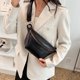 thumbnail image 4 of Bolsa Casual PU Fanny Pack Mujer Cadena Pequeño Pecho Cinturón Hombro Bandolera (Negro) Likrtyny Para Estrenar, 4 of 7