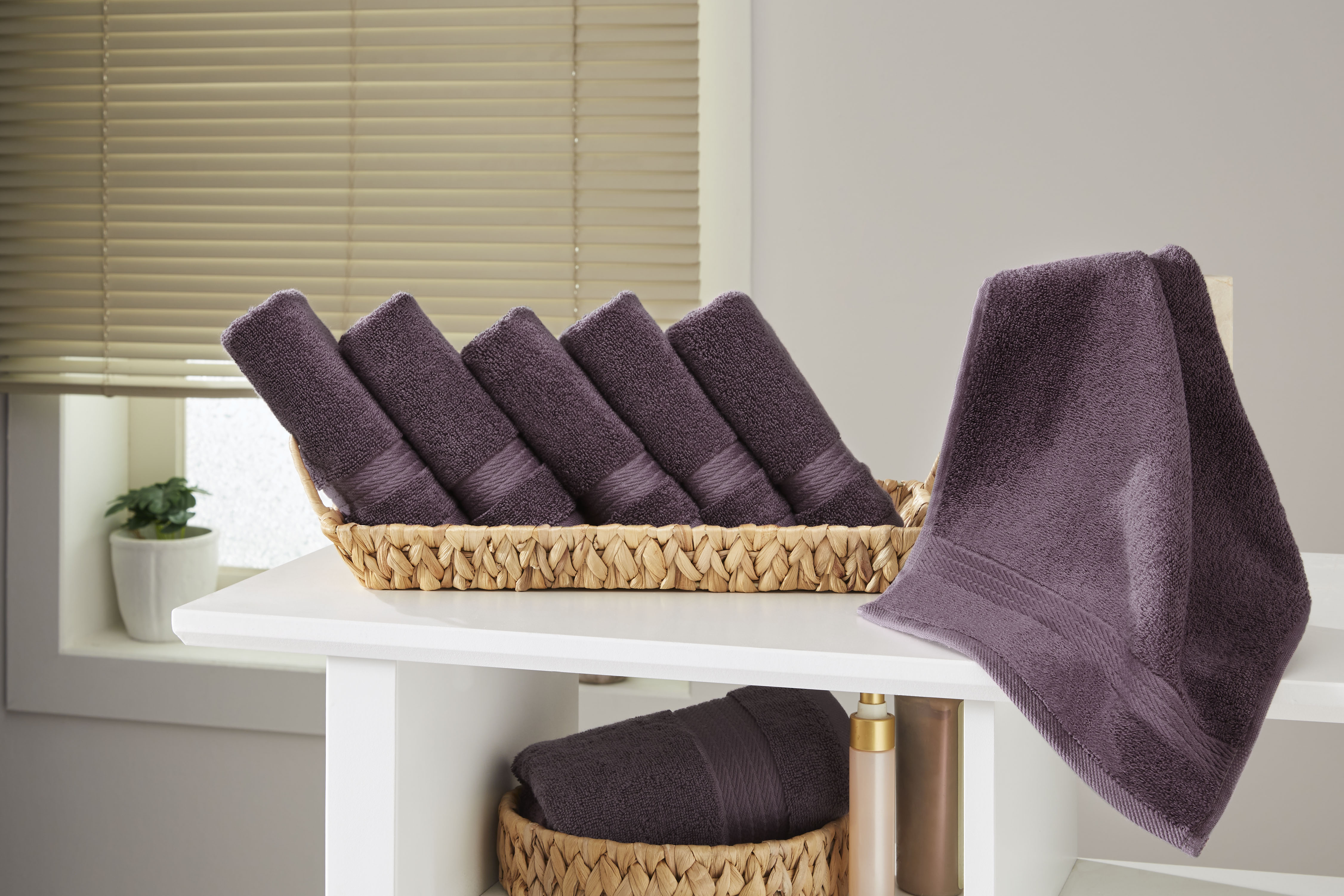 Ozdilek 6-Piece Washcloth Set 13x13 Bath Towels 100% Turkish Cotton, 600 GSM, Soft, Gentle on Sensitive Skin,Purpose Use, Washable, Reusable, Ideal for Baby Care & Spa 6 Towels  (Orchid Purple)