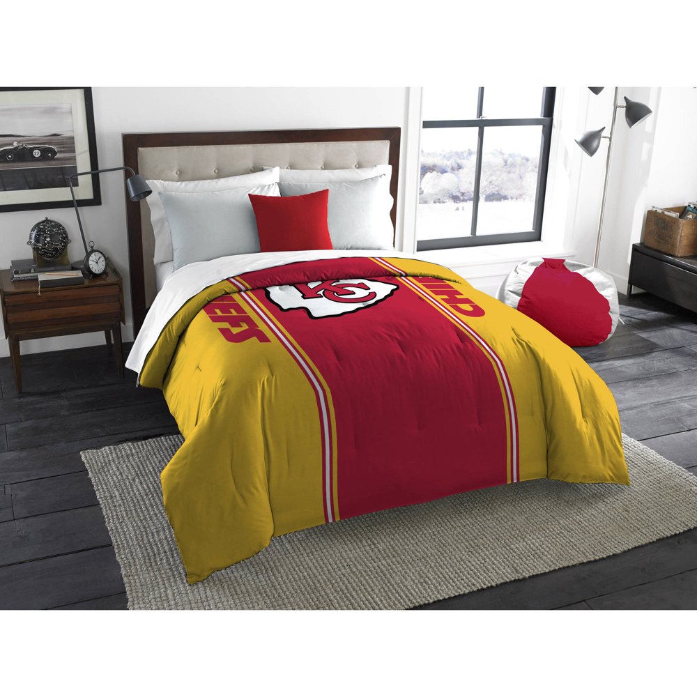 NFL Kansas City Chiefs "Mascot" Twin or Full Bedding Comforter, 1 Each