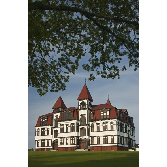 Lunenburg Academy, Lunenburg, Nova Scotia Poster Print (22 x 34)