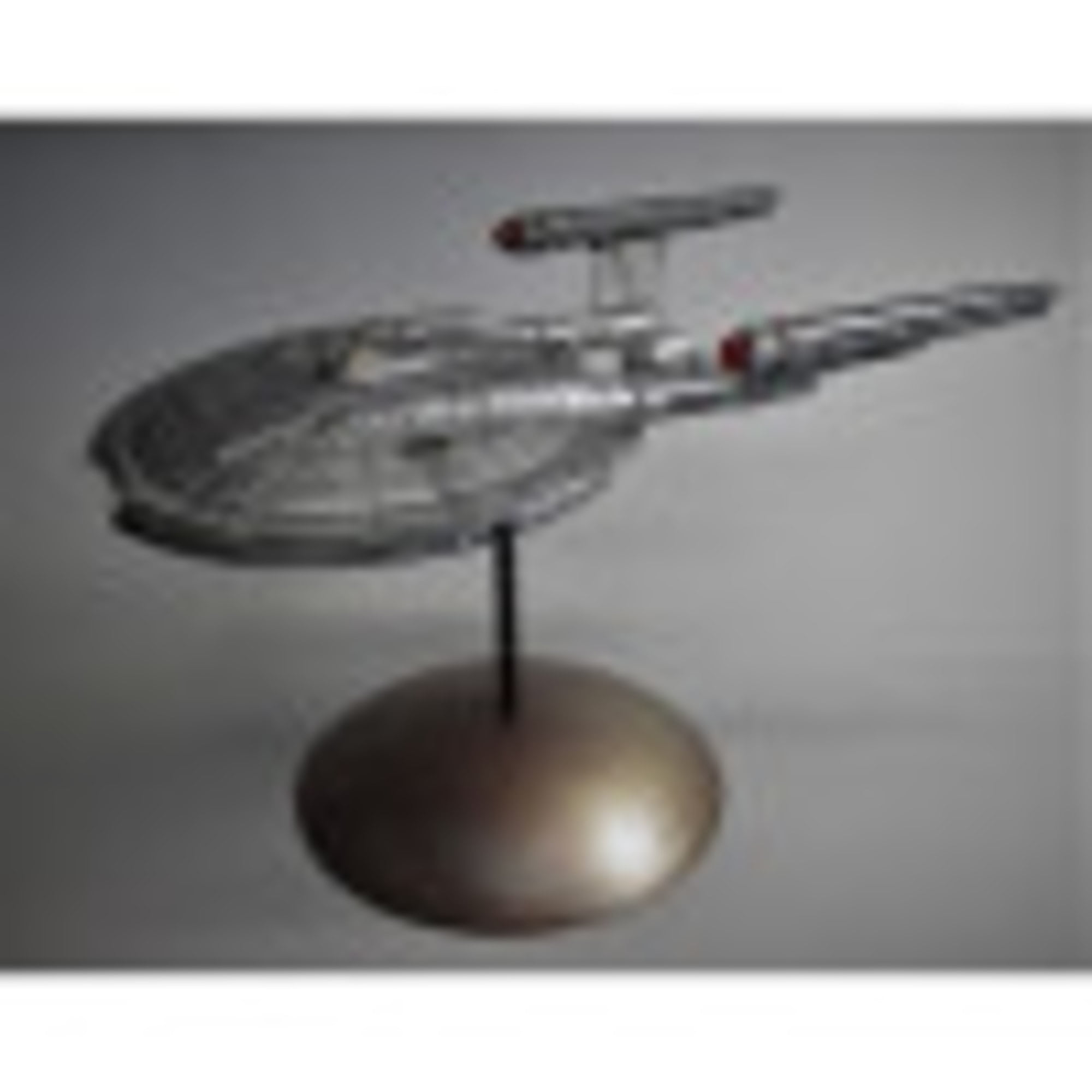 Polar Lights: Star Trek NX-01 Enterprise - 1:1000 Scale Model Kit - Snap  Assembly, Space Ship Building Kit, Skill Level 2, Age 14+