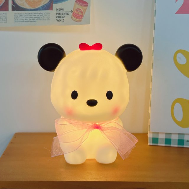 Linda lámpara de escritorio de dibujos animados, lámpara de noche para dormitorio, habitación de niños, lámpara de noche pequeña, lámpara decorativa para niña (cachorro de cinta rosa)