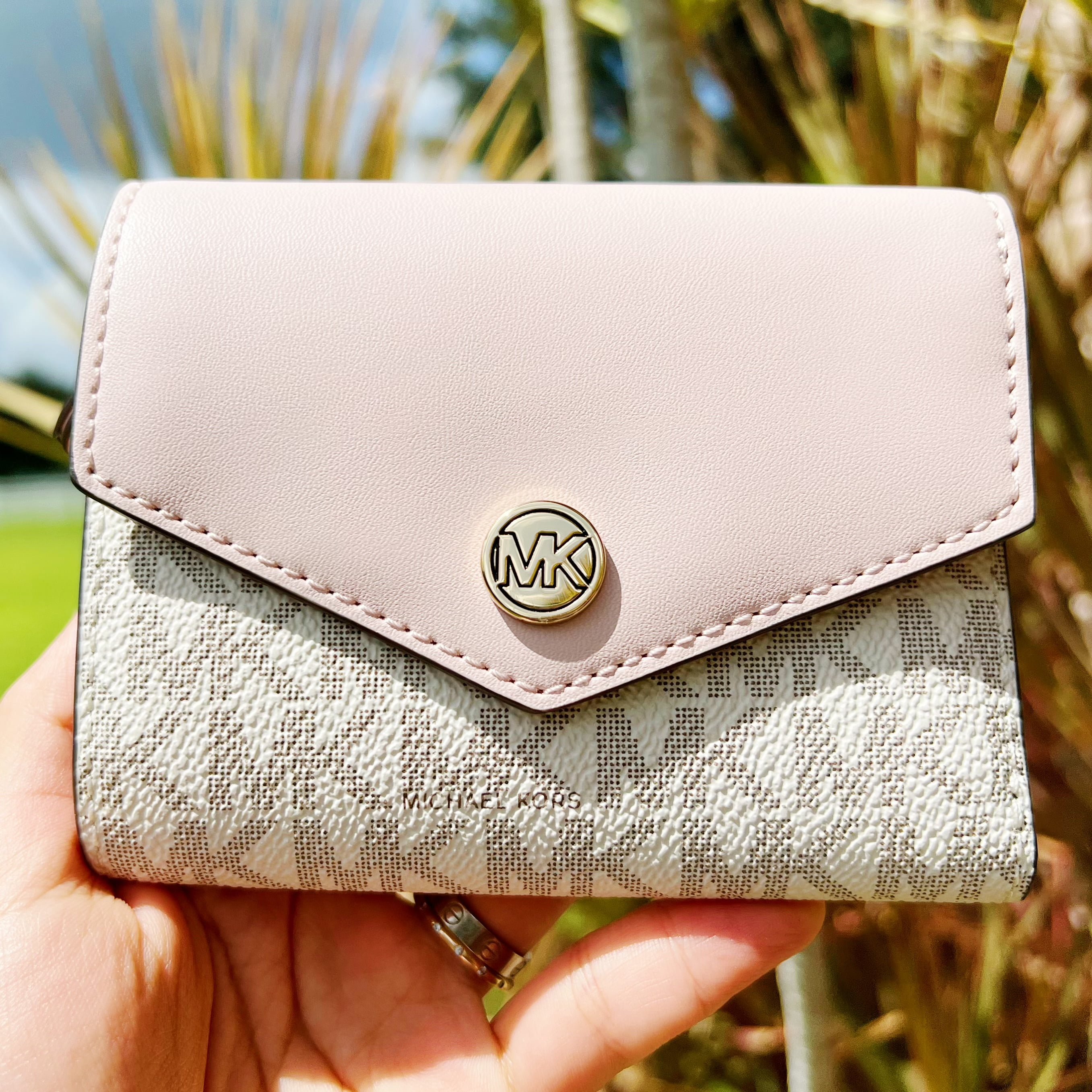 Michael Kors Jet Set Travel Medium Flap Bifold Wallet Vanilla MK Blush Pink