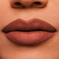 thumbnail image 4 of Lápiz labial Estée Lauder Pure Color, mate de larga duración, 3,5 ml 681, 4 of 7
