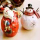 thumbnail image 4 of Lindo Adorno De Resina De Navidad Americano Europeo Retro Santa Claus Muñeco De Nieve Figuritas Estatua Muñecas Artesanías Decoración Del Hogar Moyic HA038915-00, 4 of 6