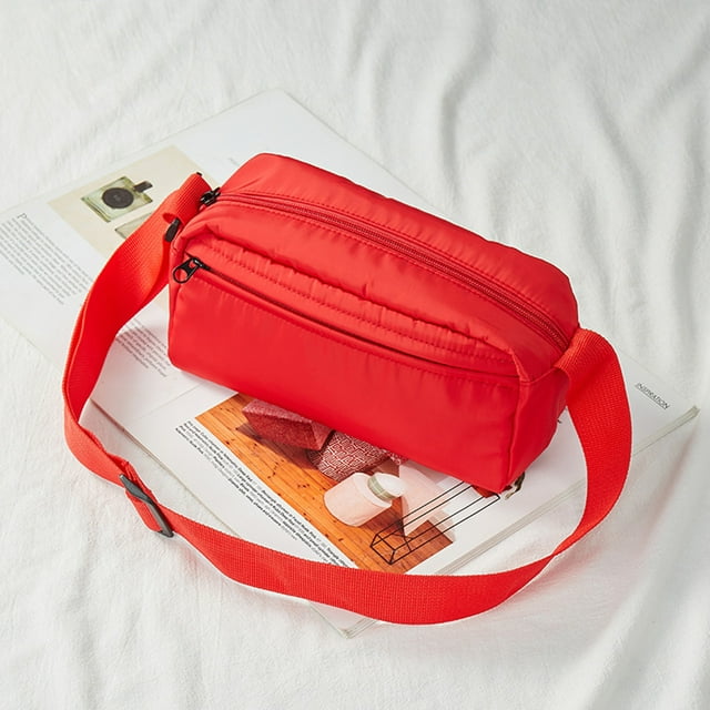 Mochila pequeña y ligera de nailon para mujer | Bolso de viaje informal en rojo y blanco | Bolso bandolera compacto | Uso diario para ir a la escuela, al trabajo o salir