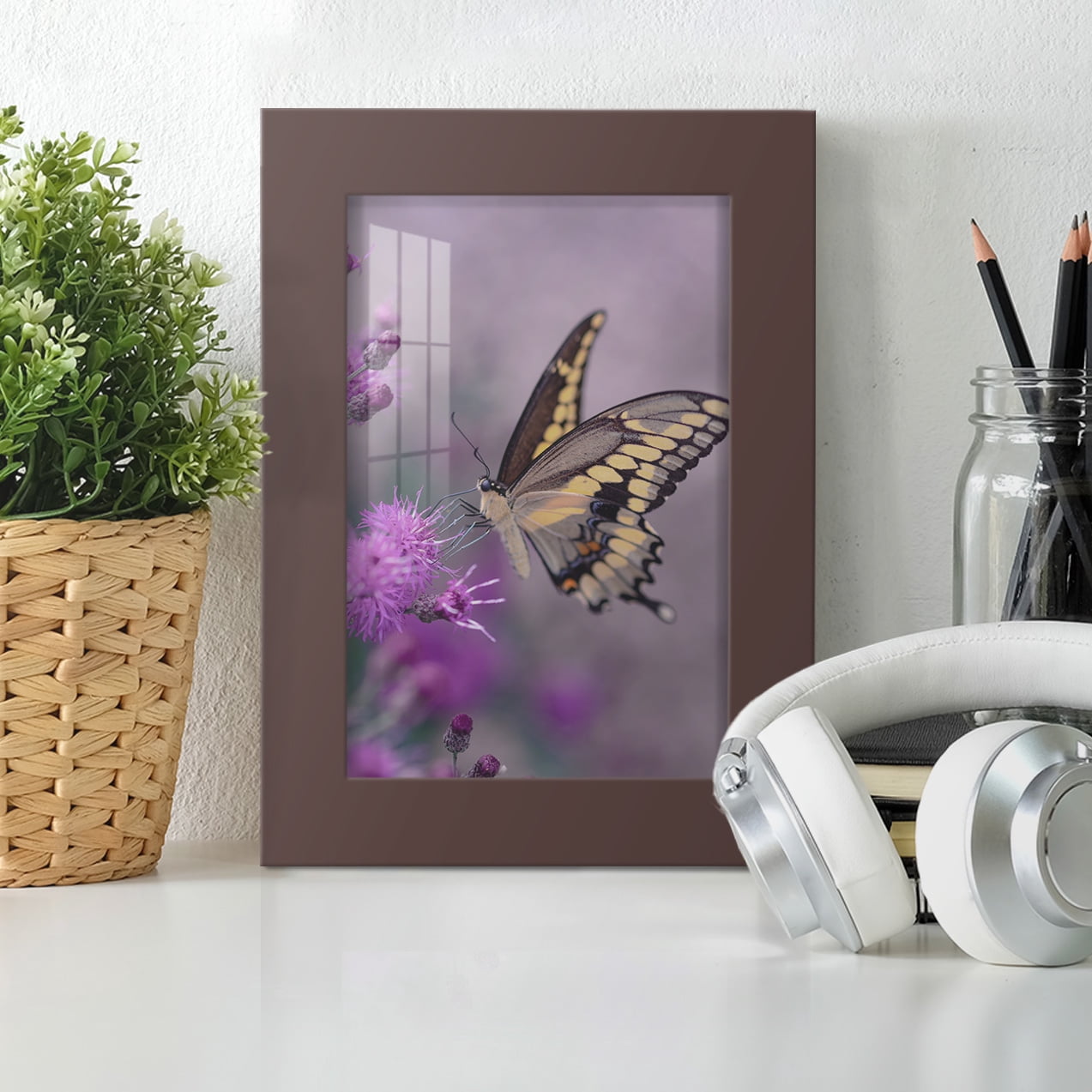Modern 5 in. x 7 in. Brown Picture Frame (Set of 4)