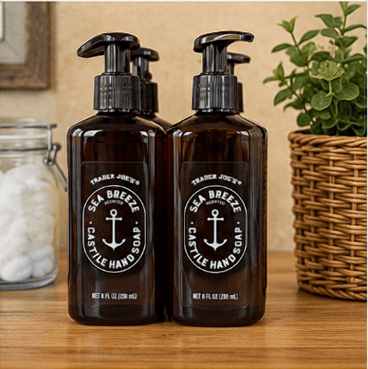 Trader Joe's Sea Breeze Scented Castile Hand Soap 8fl oz 236ml (2 Bottles)