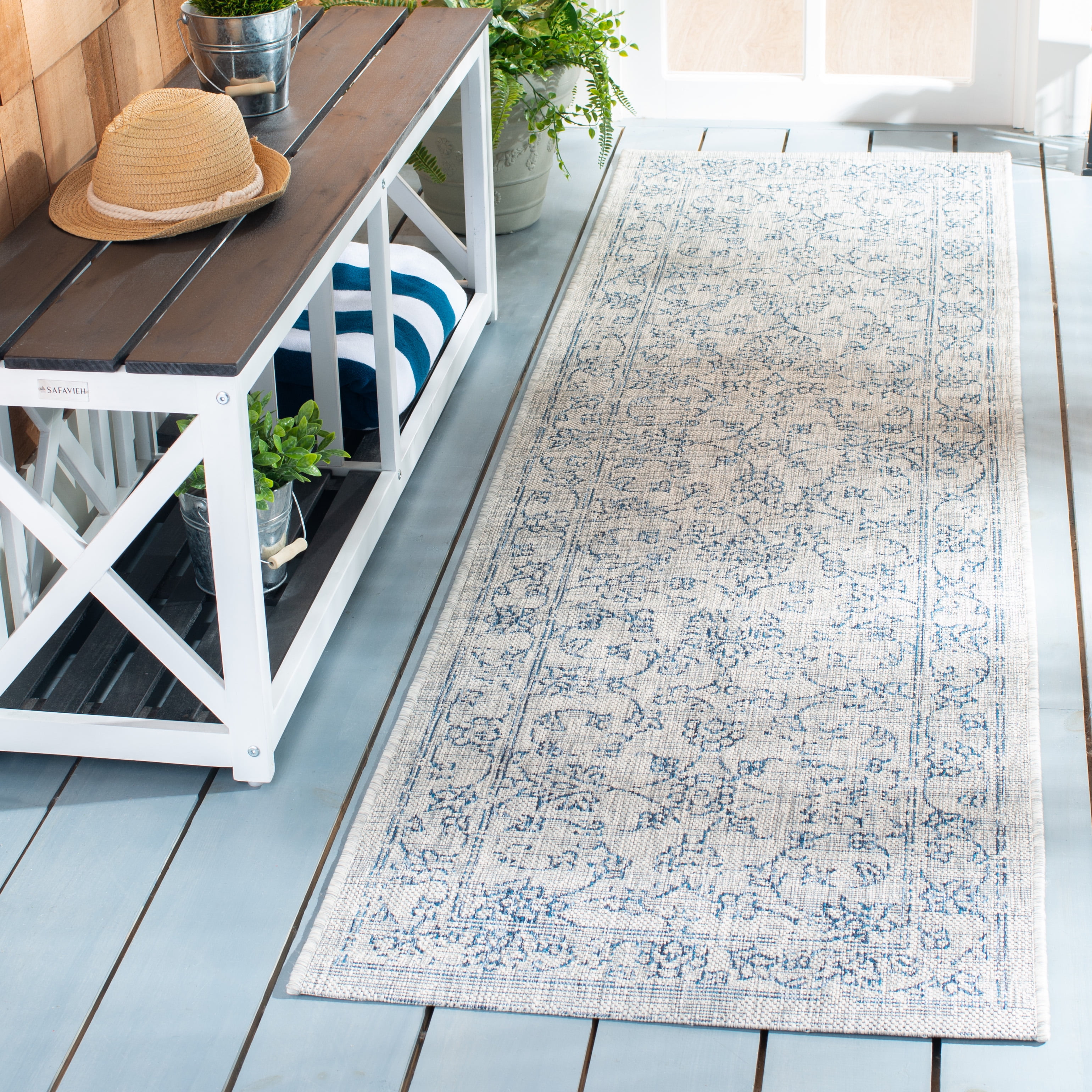 SAFAVIEH Courtyard Darin Traditional Indoor/Outdoor Runner, 2'3" x 8', Grey/Navy