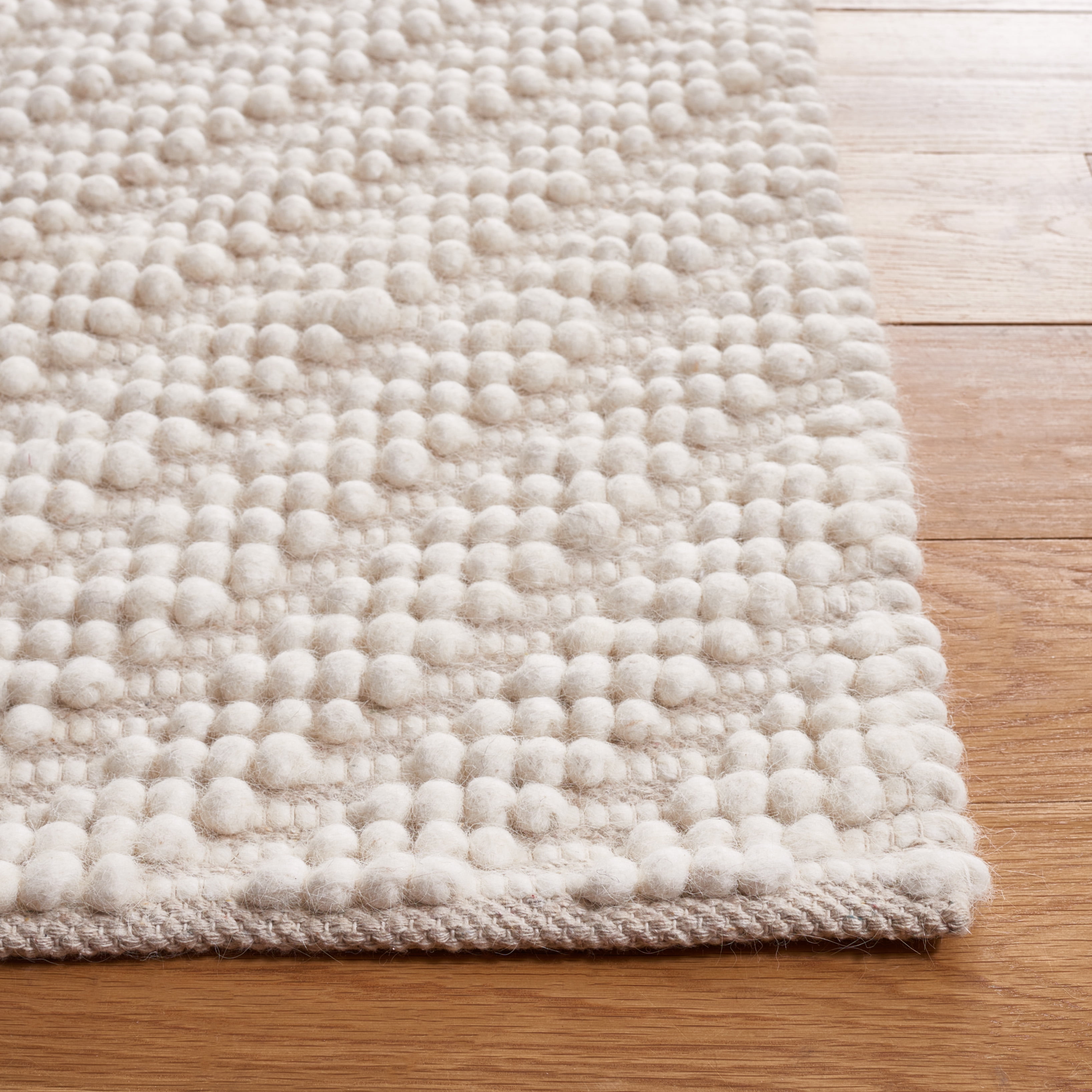 SAFAVIEH Natura Claude Diamond Area Rug, Ivory, 6' x 9'
