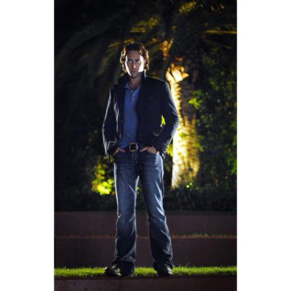 Alex OLoughlin Poster Moonlight 27inx40in for any room 27x40 Multi-Color Square Adults Poster Time