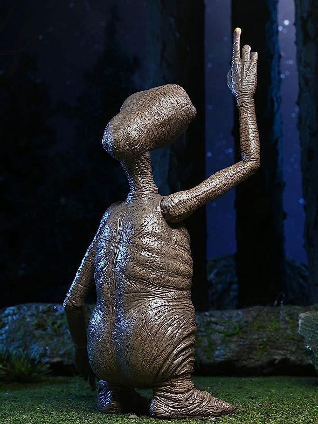 NECA - 40th Anniversary E.T. & Elliott 7