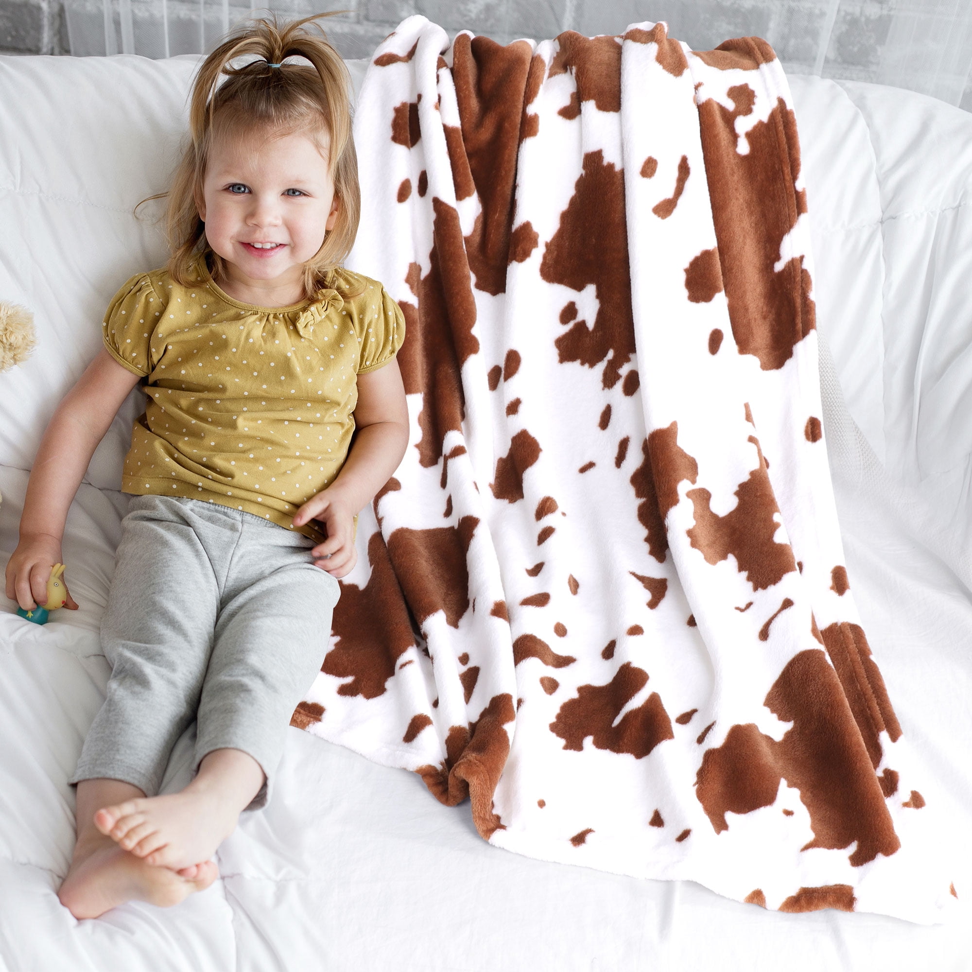 PiccoCasa Cow Printed Soft 300GSM Flannel Throw Blanket Sofa Bed Brown 39" x 51"