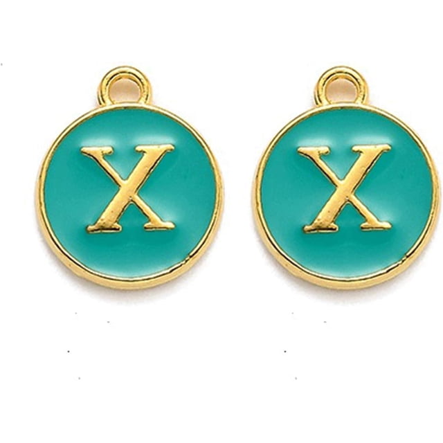 20 dijes de letras esmaltadas para bisutería. Medidas: 14 x 12 x 2 mm. Orificio: 1,5 mm.