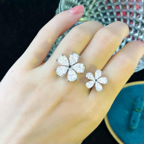 Adjustable Silver Plated CZ Austrian Crystal Flower Ring Women Brilliant Jewelry