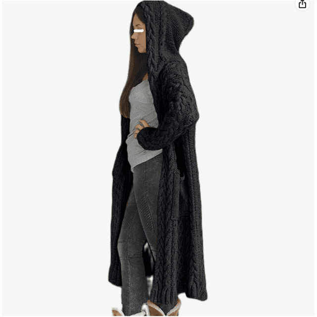 txlixc suéter de punto para mujeres txlixc moda suéter de lana negro con capucha, vista 3/4 lateral, largo maxi hasta la pantorrilla, tejido trenzado grueso, mangas largas y bolsillos laterales; modelo lleva camiseta gris sobre fondo neutro, apto para uso diario y combinar con jeans.