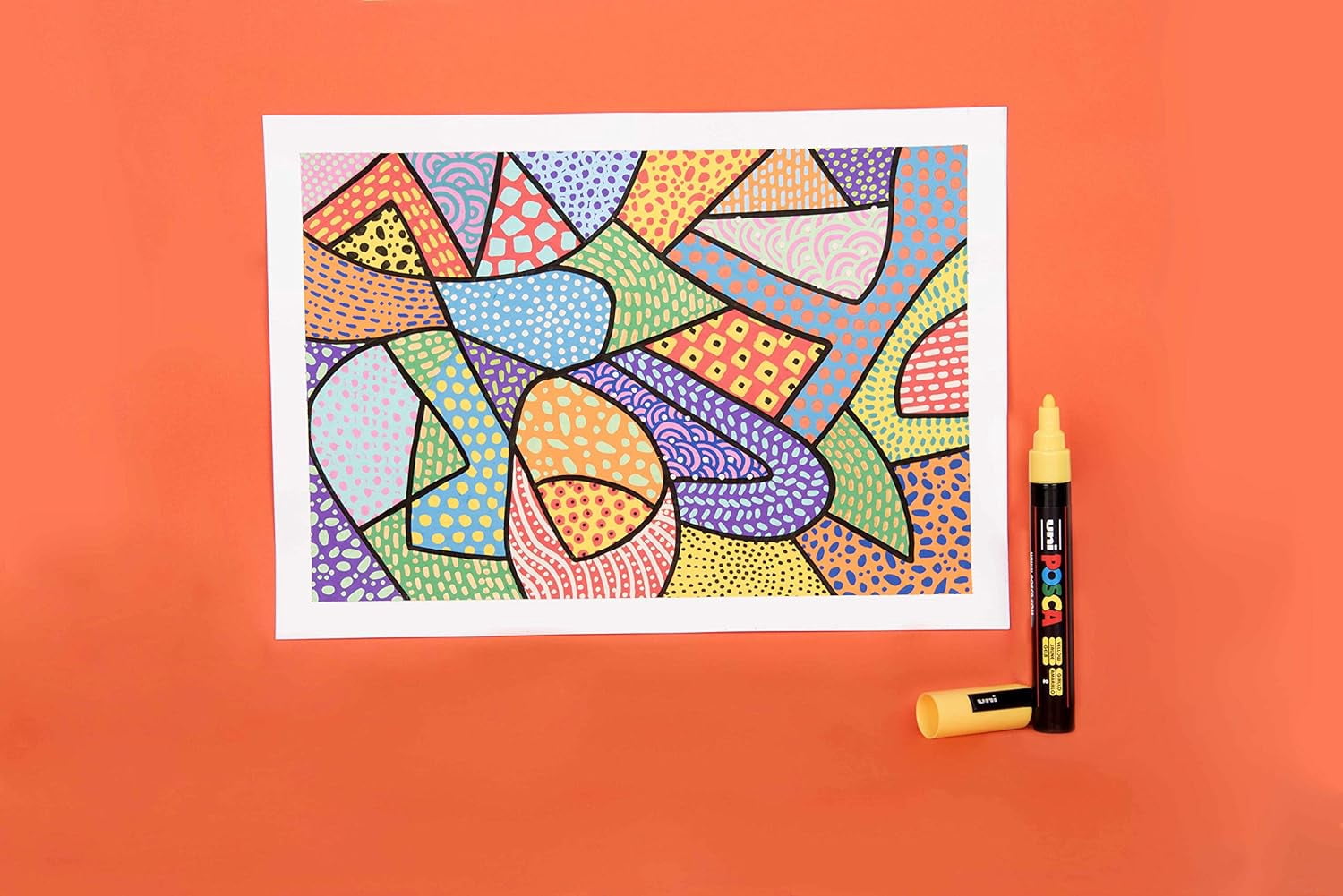 POSCA - Uniposca Set con Pennarelli Acrilici Punta Tonda 1.8 - 2.5 mm, Colori per Tessuti, Legn