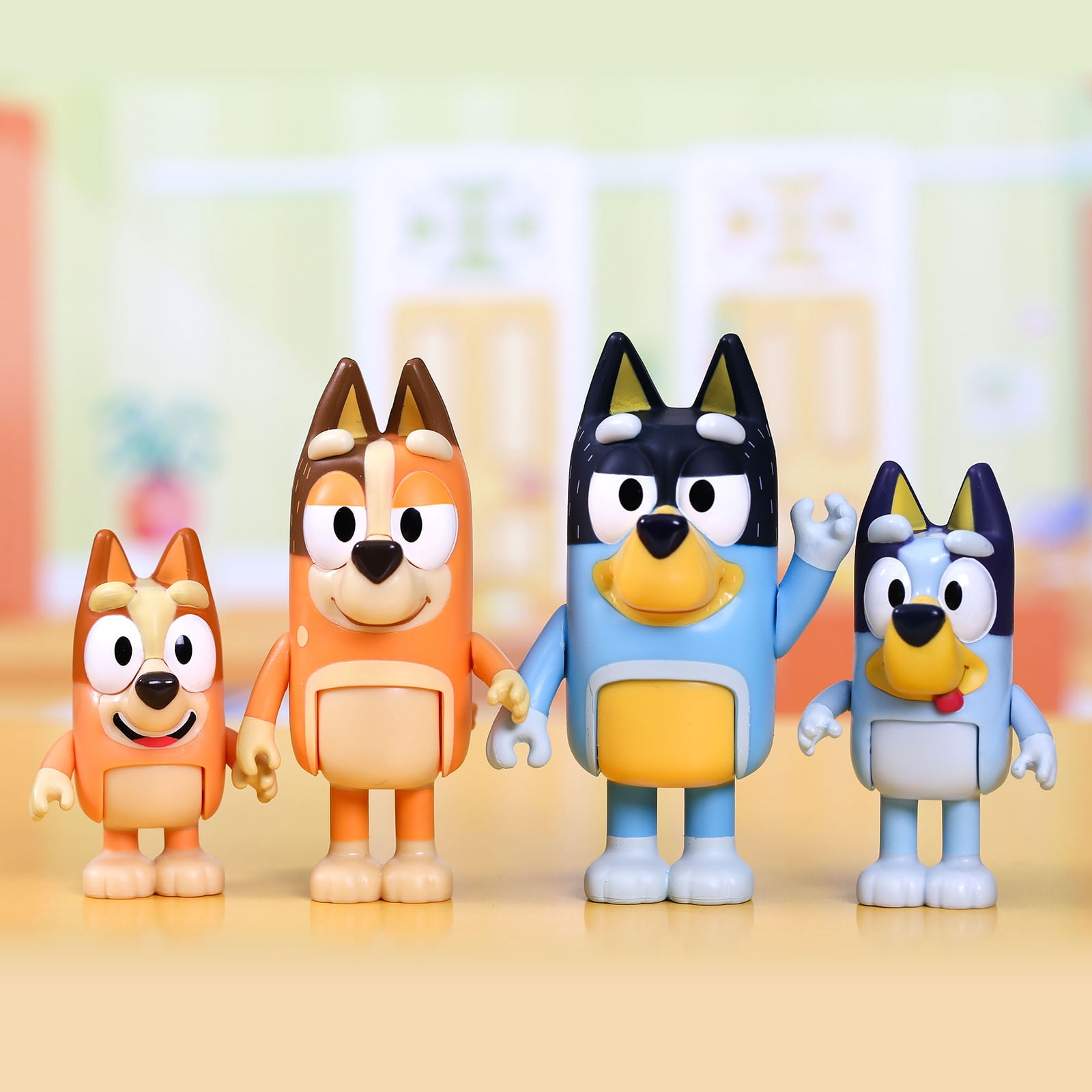 Bluey Family Figures 4Pack: Articulated and Playful Toys for Preschoolers, Includes Bingo, Bluey, Ch(图5) Bluey Family Figures 4Pack: Articulated and Playful Toys for Preschoolers, Includes Bingo, Bluey, Ch(图5)