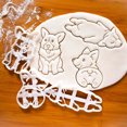 thumbnail image 2 of Moule à Biscuits en Plastique Corgi (2 Pièces), 2 of 3