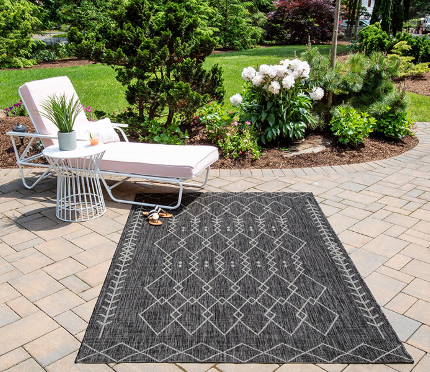 Machine Made Charcoal Charcoal Indoor/Outdoor Rugs