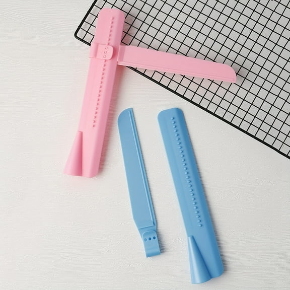 Adjustable Cake Scraper & Smoother – 9.2" x 8" Pink Decorating Tool for Buttercream, Fondant & Ganache, Perfect for Holiday & Party Cakes