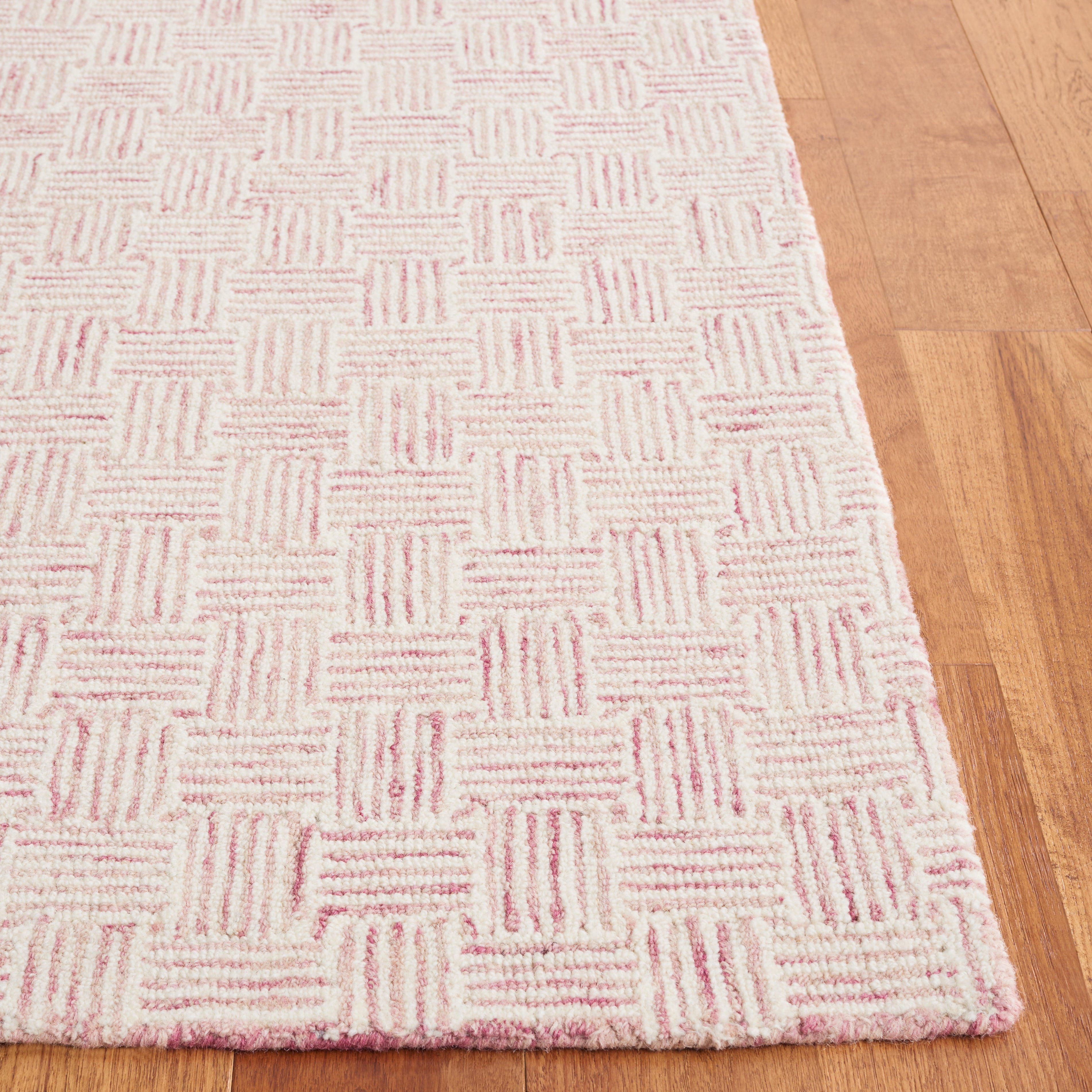 Safavieh Micro-Loop Charlotte Solid Area Rug, Pink/Ivory, 3' x 3' Square