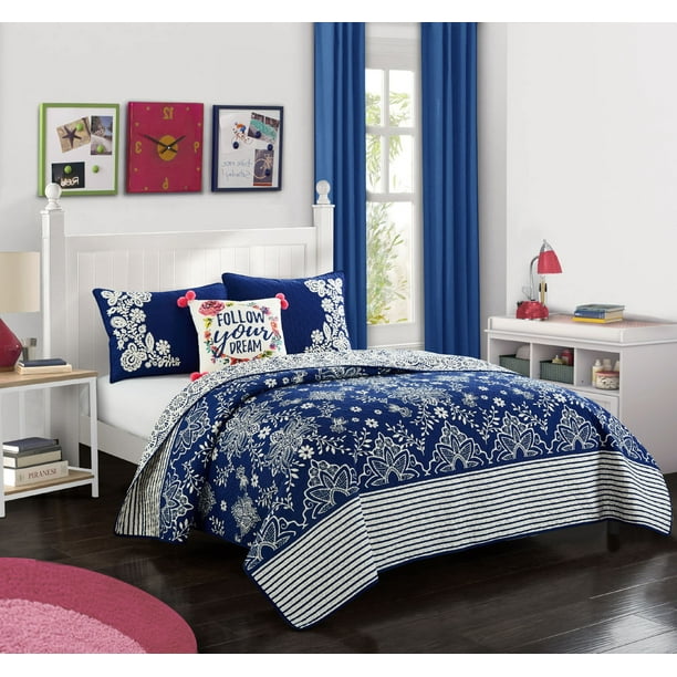 Better Homes & Gardens Reversible Flowing Floral Quilt Set in Blue