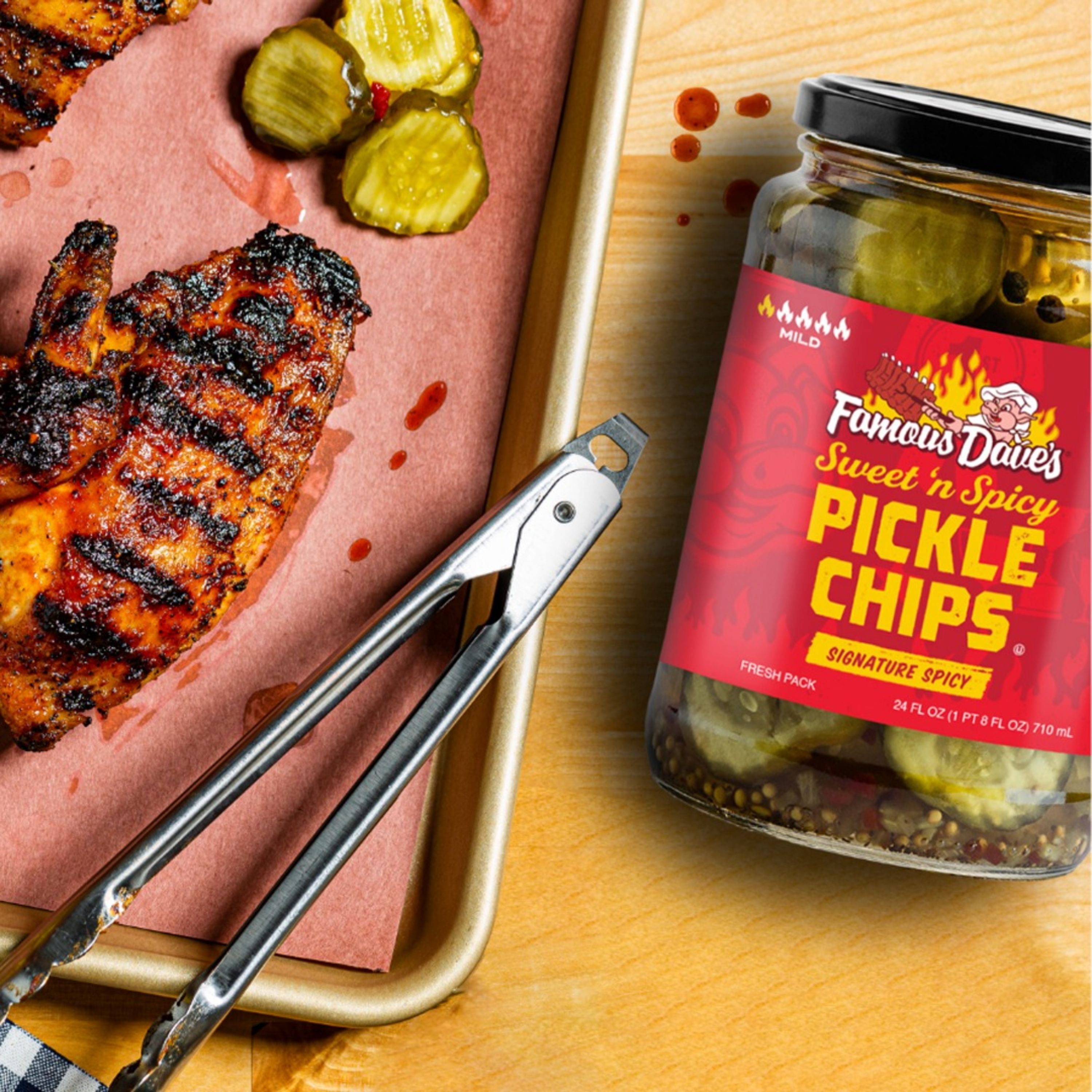 (5 pack) Famous Dave's Sweet 'N Spicy Pickle Chips, 24 fl oz Jar