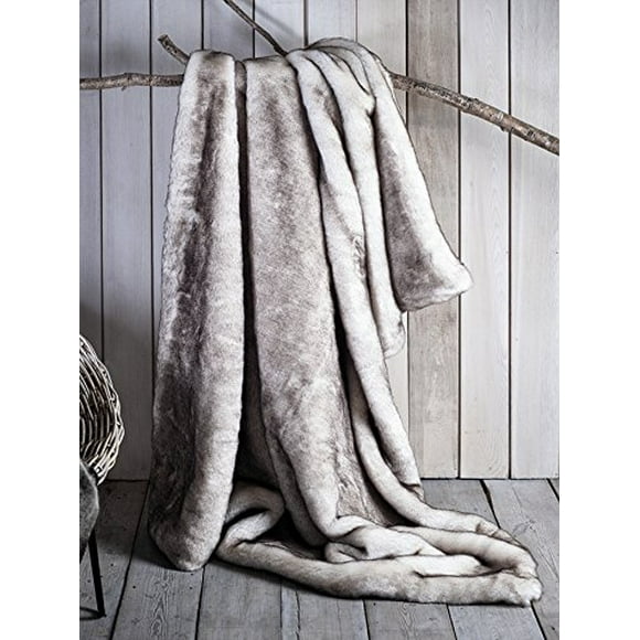 Eikei Luxury Faux Fur Throw Blanket Super Soft Oversized Thick Warm Afghan Reversible to Plush Velvet in Tan Grey Wolf, Cream Mink or Blush Chinchilla, Machine Washable 60 by 70 Inch (White Tipped)