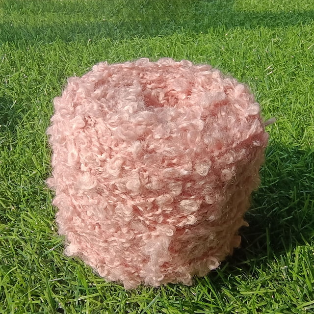 Zhuge 50 g (color rosa raíz de loto) Hilo de bucle de lujo acrílico de lana de felpa suave para tejer a crochet, bobinas de pelo rizado de fieltro de lana de oveja cardada, mecha