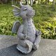 thumbnail image 4 of Estatua de dragón de jardín, dinosaurio feliz, te anima, figura de resina, escultura decorativa con acabado en piedra, 15 cm de alto, para el hogar, interior y exterior., 4 of 5