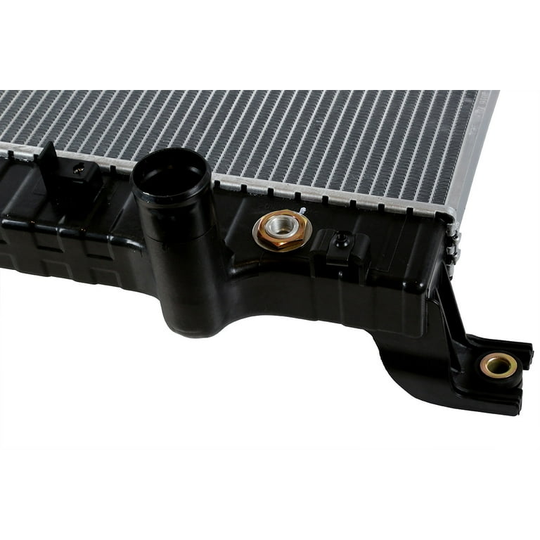 AutoShack Radiator Replacement for 2000 2001 2002 2003 Dodge