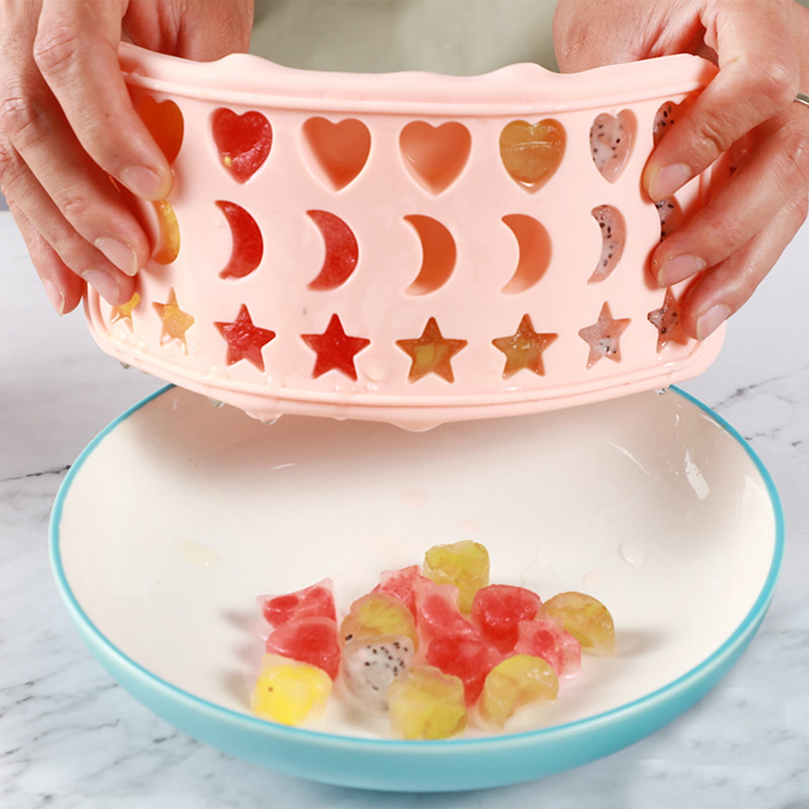 Cheers US Ice Cube Tray with Lid Stars Moons Love Hearts Shape