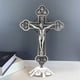 thumbnail image 5 of Cruz de pie, crucifijo católico, regalo de Jesús, decoración de escritorio, decoración del hogar, oración Estaño, 5 of 8