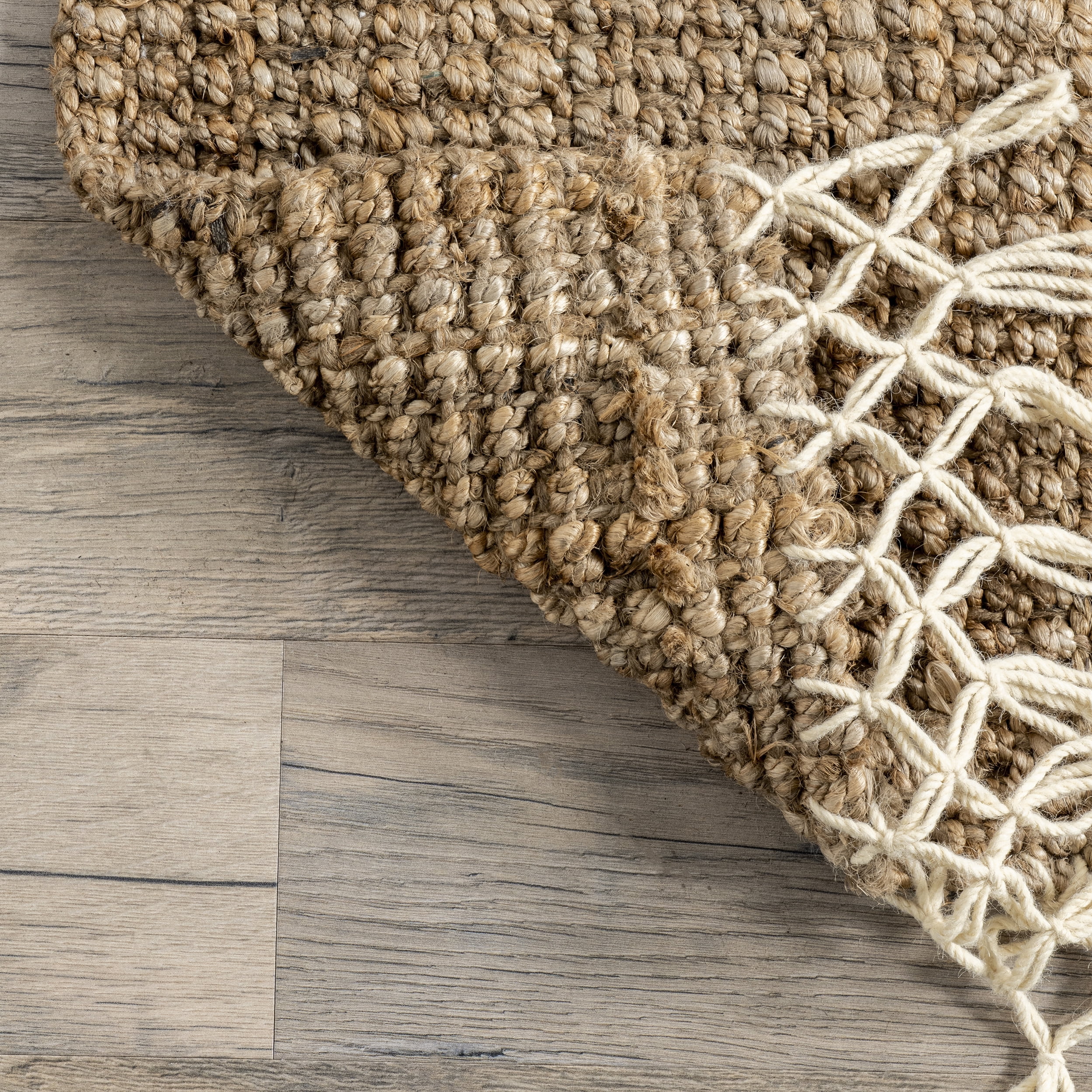 nuLOOM Raleigh Jute Tasseled Natural 3' x 5' Farmhouse Area Rug